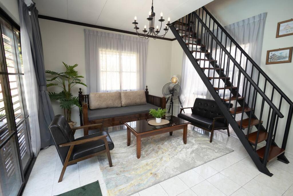 Loft Villa 1190 - Islamic Homestay Malacca 外观 照片